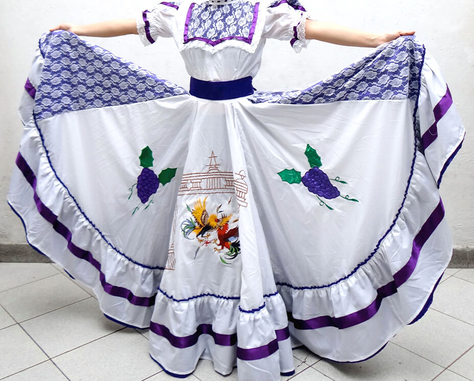 Vestido típico de Aguascalientes Damas El Faraón
